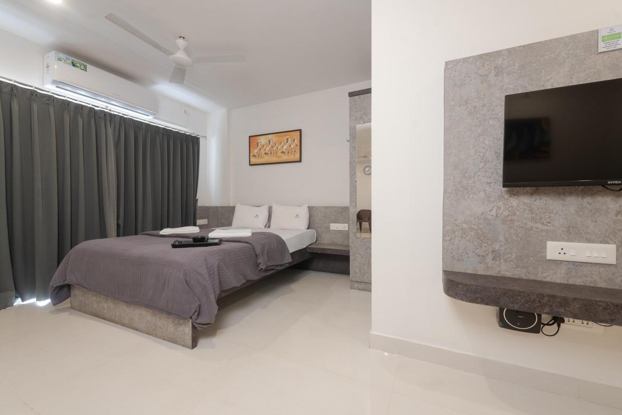 Manipal Atalia Service Apartments Exterior foto